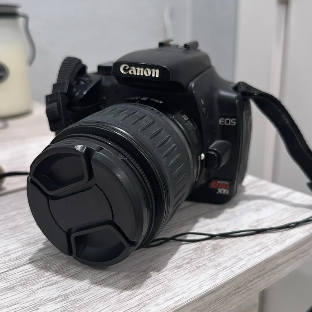Canon XTI